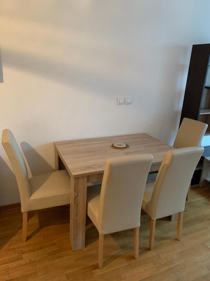 In Luxury A Block Belgrad